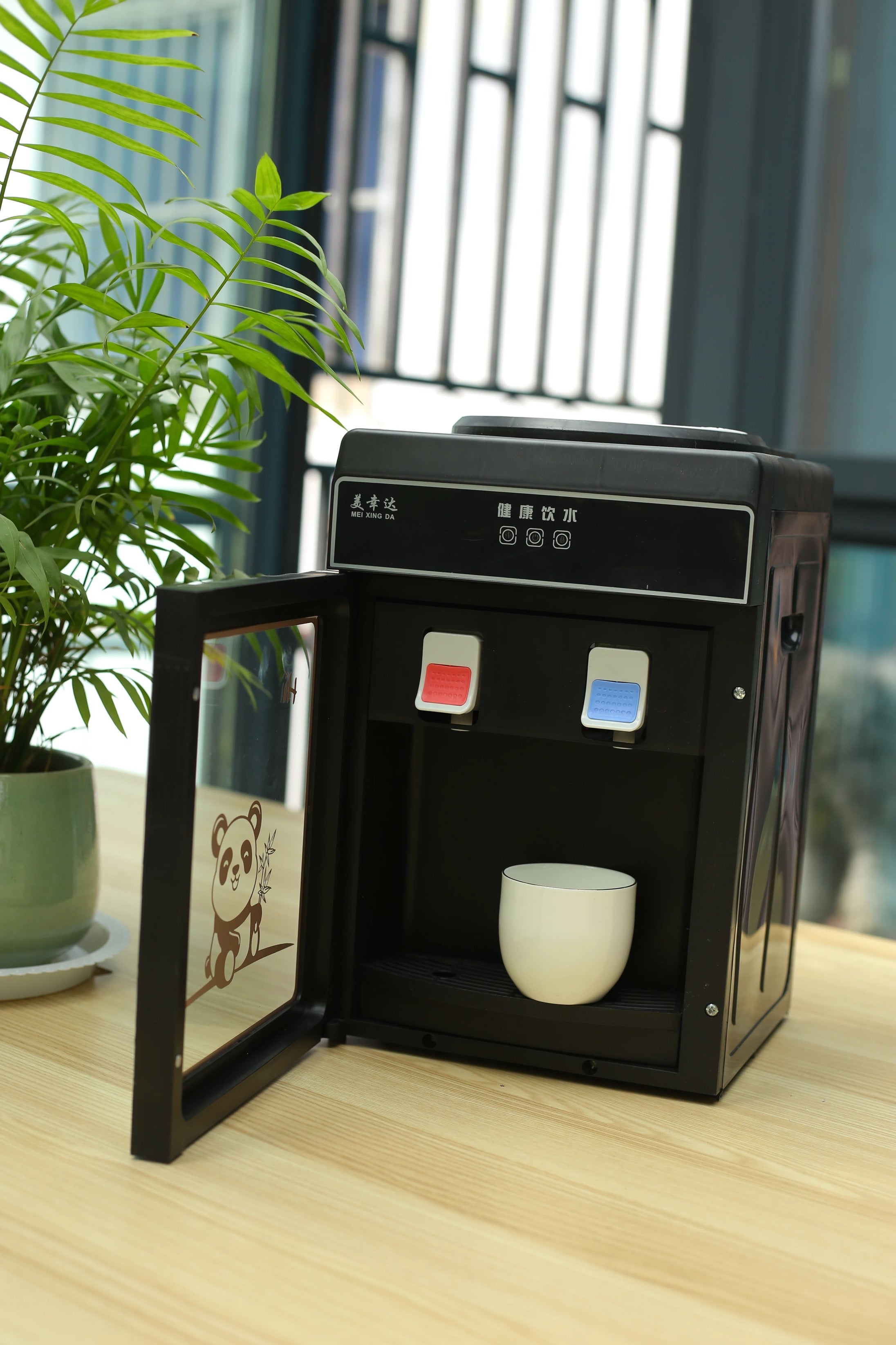 Distributeur d’Eau Chaude et Froide